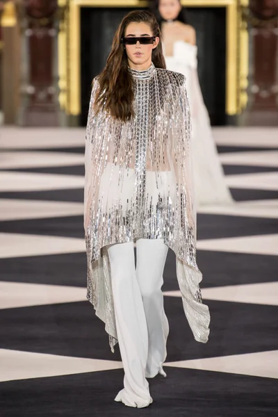 Look 80